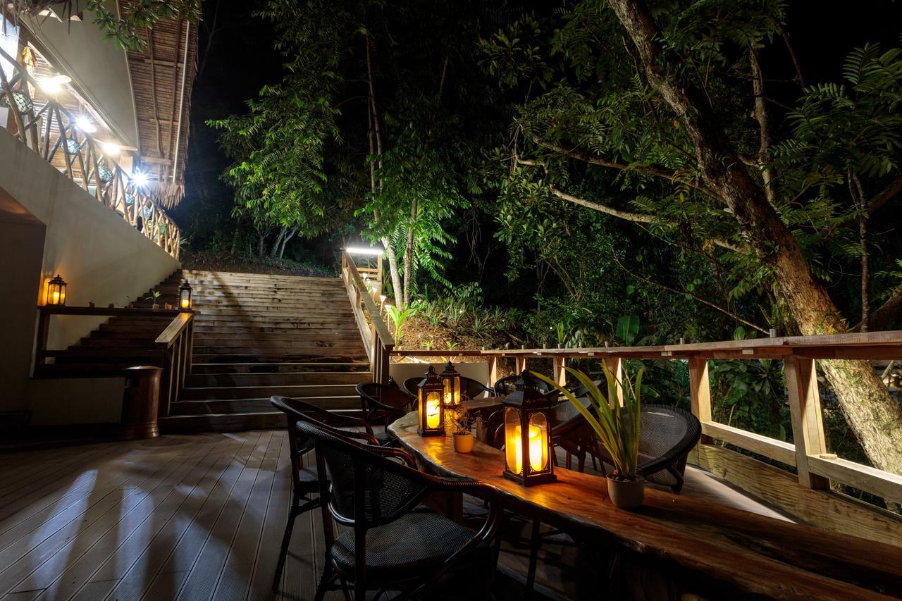 Beluu Sea View Resort โครอร์ ภายนอก รูปภาพ